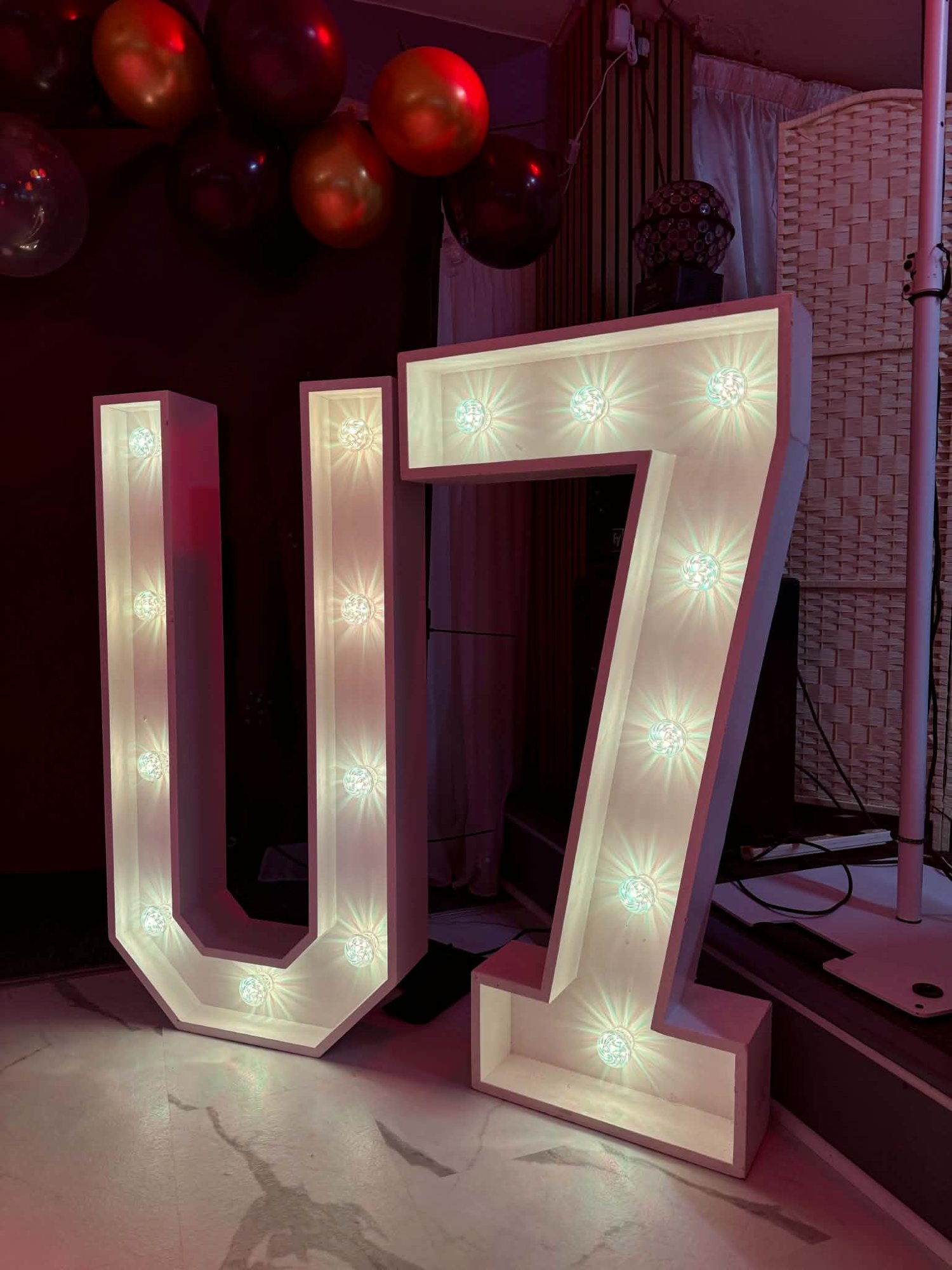 4ft Number & Letter Combo