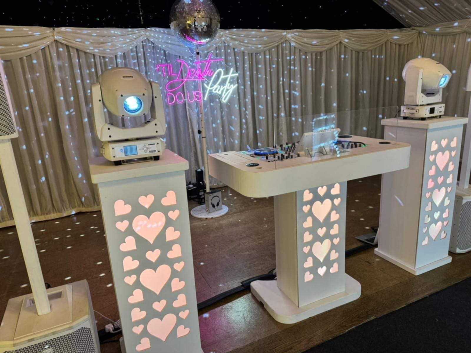 White Signature Podium DJ Booth