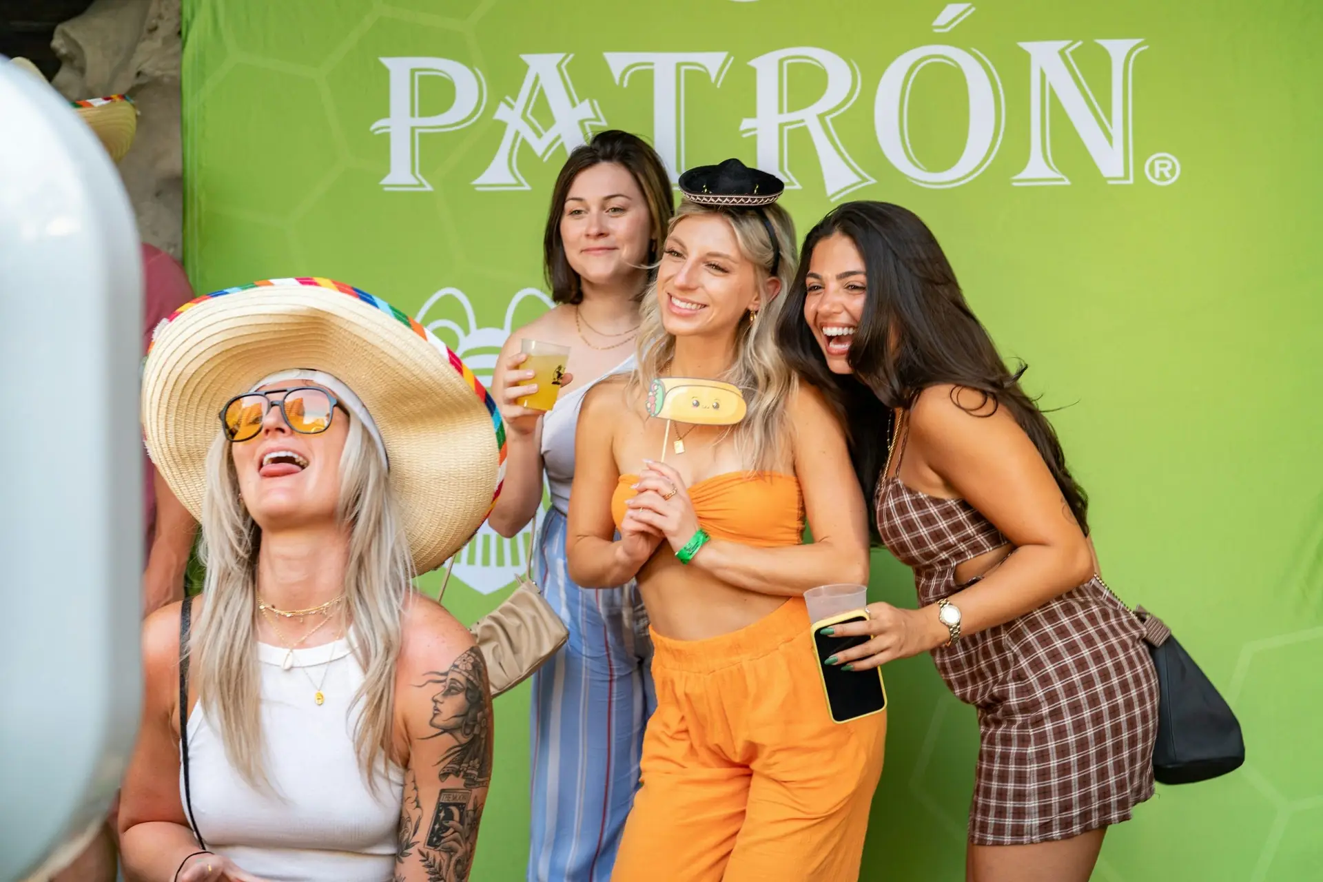 Hello World Featured Image